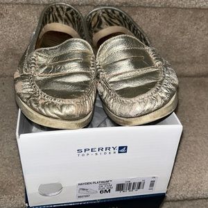 Sperry Top-Sider Hayden platinum flat loafers size 6 send me an offer